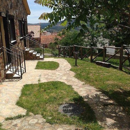 Penzion Las Casitas De La Poza Gargantilla del Lozoya Exteriér fotografie